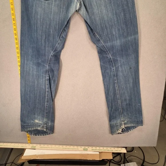VTG Levis Engineered Jeans Mens Med Wash Blue Straight Twisted Fits 34x32